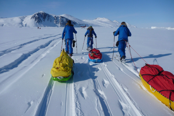 PECS Ski Arctic Ocean 2 Eric Philips